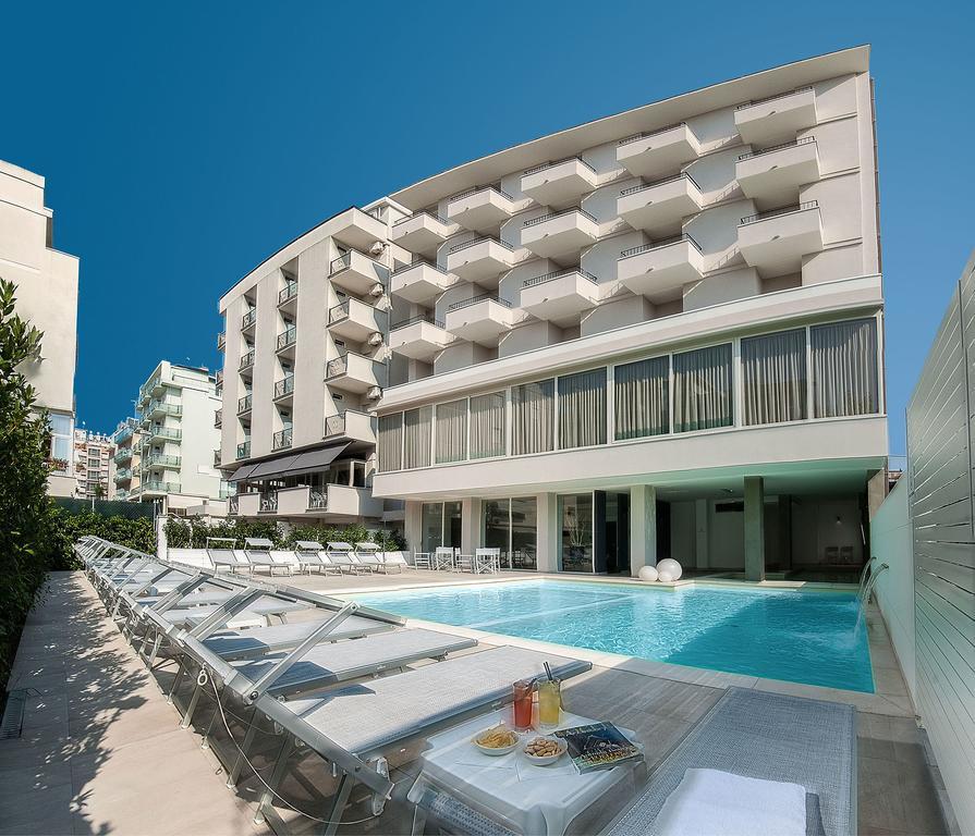 Hotel Niagara كاتوليكا المظهر الخارجي الصورة